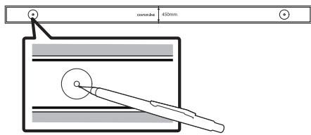 SAMSUNG HW-S50B - Markieren Sie die Positionen der LÖcher mit einem Stift und entfern den Sie die Wandhalterungsführung. - 1