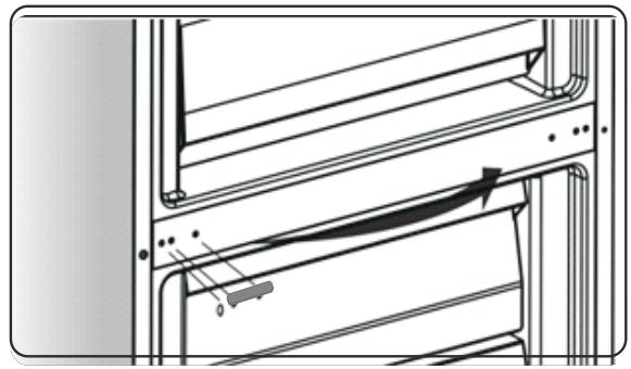 HISENSE RB440N4AFD - Invertir la puerta - 13
