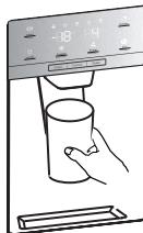 HISENSE RS694N4BCE - Using the dispenser - 2
