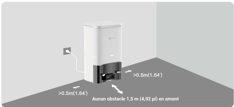 EZVIZ RE4 PLUS - Connectez l'alimentation électrique à la station de vidage automatique - 1