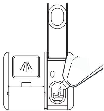 BRANDT DSF33526X - Filling The Rinse Aid Reservoir - 2