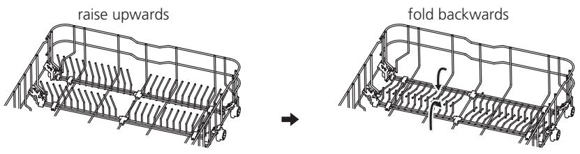 BRANDT DSF33526X - Folding back the rack shelves - 1