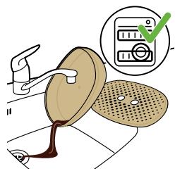 MELITTA LOOK IV SELECTION 1011-04 - De opvangbak voor gebruikte capsules en de restwaterbak reinigen - 3