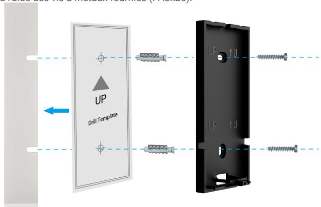 EZVIZ EP3X PRO - Installer la plaque arrête du panneau solaire - 3