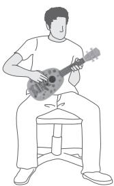 LEXIBOOK Stitch - So hältst du seine Ukulele - 1