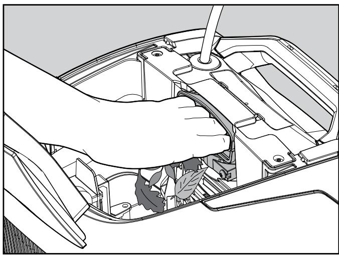 MAYTRONICS Cleaner Mass 14 - Enlevez les déchets pris dans l'hélice selon la procédure suivante: - 1