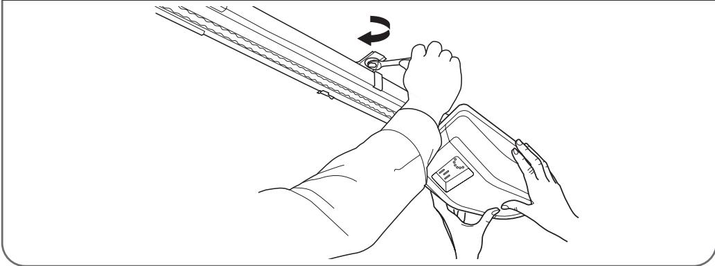 AVIDSEN STRÖMMA600 - - FIXATION DE LA MOTORISATION ASSEMBLÉE AU PLAFOND ET SUR LA PORTE - 10