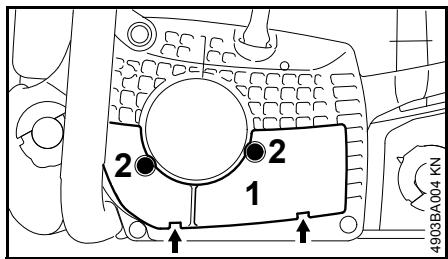 STIHL Ms 311, 391 - Montage de la plaque de recouvrement - 1