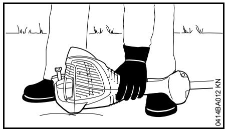 STIHL Fs 70 - Lancement du moteur - 1