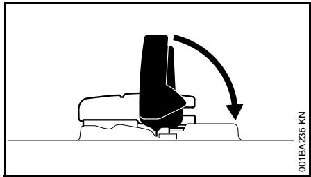 STIHL MSE 170 C, 190 C, 210 C, 230 C - Fermeture du bouchon du réservoir - 4