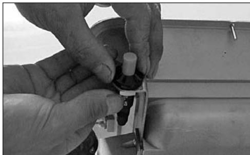 ROTHENBERGER 035984F,85F,86F,87F - ATTACHING THE PIEZO IGNITION DEVICE (ART. NO. 035987F ONLY) - 1
