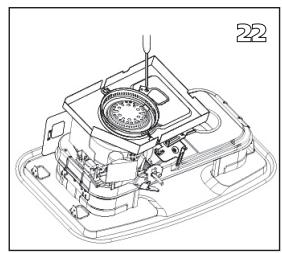 QLIMA R8128SC - R7224SC - R8224SC - R8227SC - L PRIMA DI PROCEDURE ALLA SOSTITUZIONE DELLO STOPPINO, LA STUFA DEVE ESSERE SPENTA E COMPLETAMENTE FREDDA. - 20