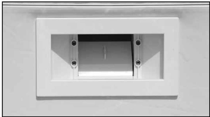UBBINK SUNWATER ONE 360 - Reinigen Sie zunachst die Betonplatte sorgfaltig und entfernen Sie mit Schleifpapier Splitter von den Seitenwänden, um alle Ständer sauber und glatt zu halten. - 53