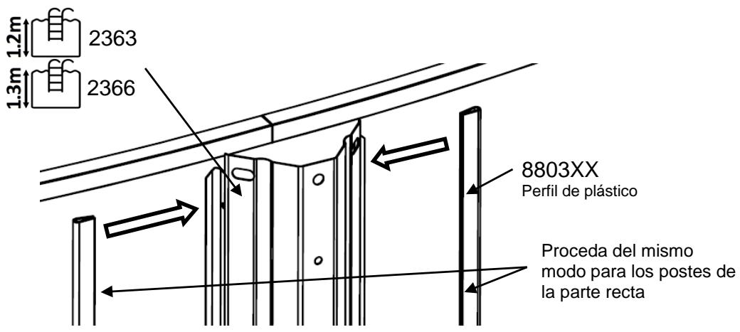 TRIGANO SAPHIR N°880109 - Montaje de los perfiles de plástico en los postes - 1