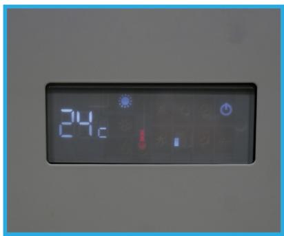 KLIMEA 2350 W : 9 DC Inverter Mini 2600 W : 10 DC Inverter 3100 W : 12 DC Inverter 3100 W : 12 DC Inverter électrique 3500 W : 15 DC Inverter - Puis l'affiche suivant apparaît. - 1