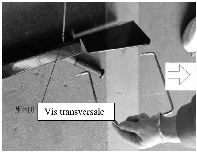 HYUNDAI HFBE8T55 - Montage des bras de commande, Fig.3 - 2