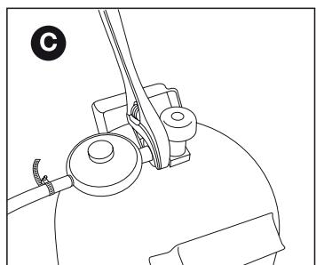 BARBECOOK SIESTA 612 - A tomló és a palack csatlakoztatása anyomásszabályozóhoz - 3