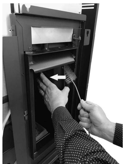 FREEPOINT GRACE3  - SPIRIT3  - MADISON - TABLA - ROXY - ATRIUM - SOLO 5 - NETTOYAGE DES PASSAGES DES FUMÉES - 5