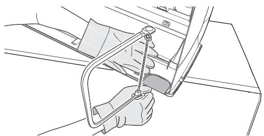 DAIKIN FTXP 2600W - To remove the pipe port cover - 1