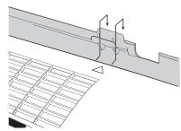 DAIKIN FTXP 6000W - Fixation de l'unité sur la plaque de montage - 1