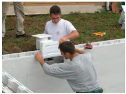 BWT PISCINE EN BLOC POLYSTYRèNE - Installation des pieces à sceller - 4