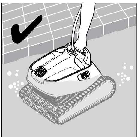 MAYTRONICS SEAMASTER PLUS - Sortie du nettoyeur hors de la piscine - 3