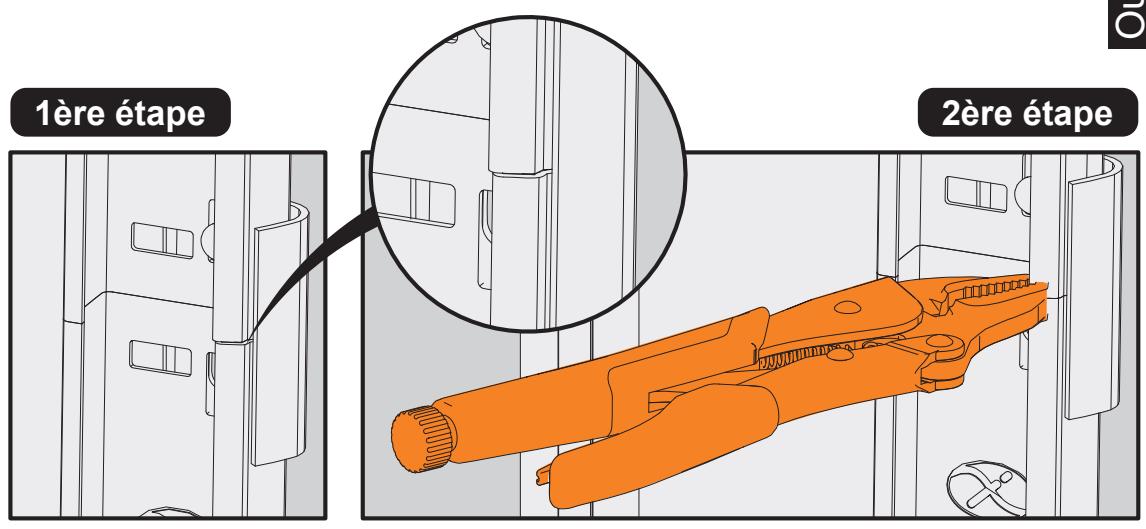 FLEXIDOOR PORTE GARAGE SECT.MOTO - Aligner les rails verticaux des équcherres (31 et 32) avec les rails horizontally (26 et 27) avec une pince, de façon à ce que le galet en passant n'ait pas de points culminant. - 2