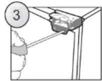 CANDY CM4SE68W - DE PLANK VAN HET MEUBEL OP DE DEUR VAN HET APPARAAT VASTMAKEN - 3