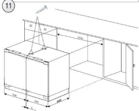 CANDY CM4SE68W - DE PLANK VAN HET MEUBEL OP DE DEUR VAN HET APPARAAT VASTMAKEN - 11