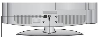 LG 323000 - DE TV BEVESTIGEN AAN BUREAU (Alleen model 26/32LG30**, 32LG50**) - 1