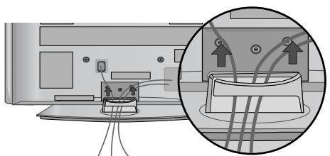 LG 42PG1000 - CómoPTRar el clip para la sujeción del cable - 2