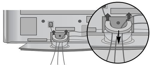 LG 42PG1000 - Kā nonemt kabelu turetāja skavu - 1