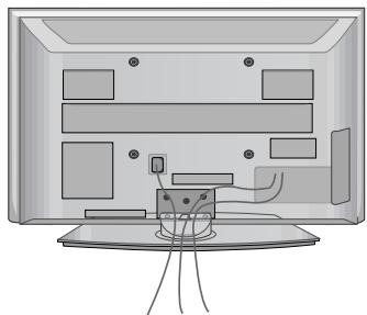 LG 32PG6000 - Sluit de gewenste kabels aan. - 1