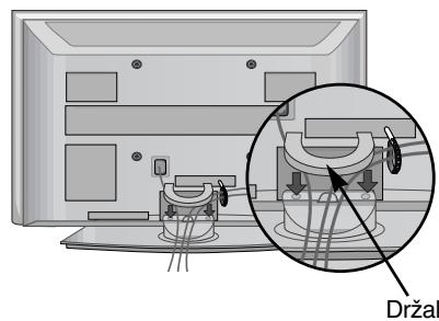 LG 32PG6000 - DRžALO ZA KABLE namestite tak, kot kaže slika. - 1