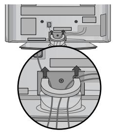 LG 32PG6000 - Sejmutí držákukabelu - 1