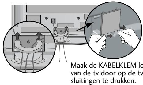 LG 32PG6000 - De KABELKLEM verwijderen - 4