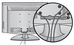 LG 422000 - ORDNE LEDNINGER PÅ BAKDEKSELET - 2