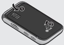 LG GM750 - Remove the battery cover - 1