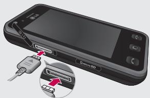 LG KC910 - Chargement de la batterie - 1