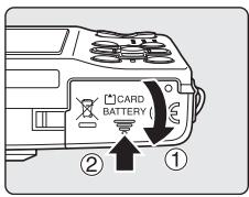 NIKON COOLPIX S560 - Inserting the Battery - 4