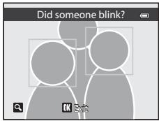 NIKON COOLPIX P500 - Operating the Did someone blink? Screen - 1
