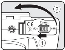 NIKON COOLPIX P500 - Inserting the Memory Card - 1
