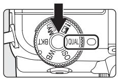 NIKON COOLPIX P7000 - Rotate the quick menu dial to QUAL and press the quick menu button. - 1