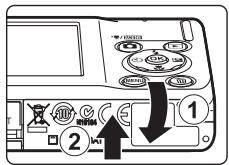 NIKON COOLPIX S225 - Inserting the Battery - 4