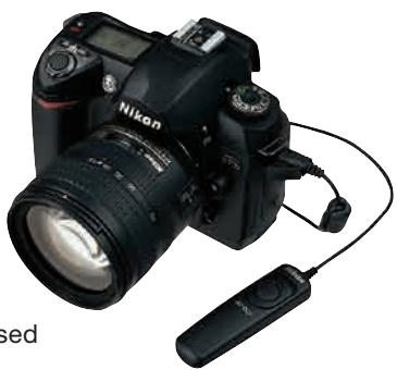 NIKON D70S - Remote cord support - 2