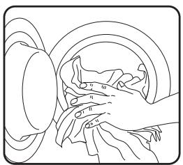 FAURE FWH6100P - Load the laundry - 1
