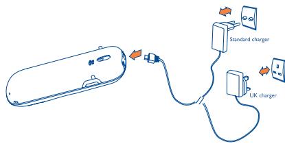ALCATEL ONE TOUCH 813/813D/813F - Charging the battery - 1