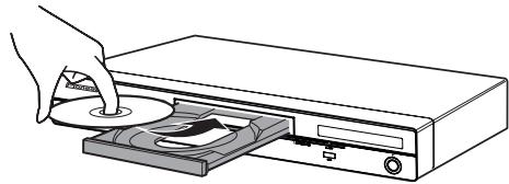 PIONEER BDP-330 - Caricamento di un disco - 3