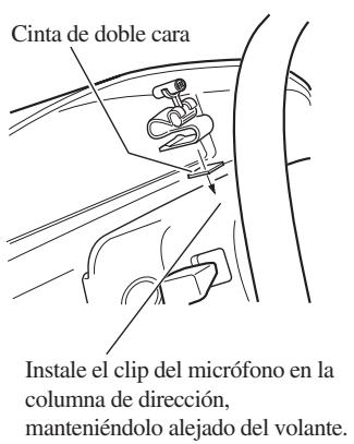 PIONEER AVIC-HD3 - Monte el clip del micrófono en la columna de dirección. - 1