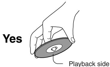 TOSHIBA RD-XS34 - On handling discs - 1